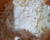 A picture of step 3 of Potato crust pizza.