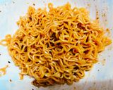 Hình bước làm 10 của món Mì bò sốt cay