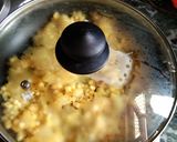 A picture of step 5 of Sabudana khichdi.