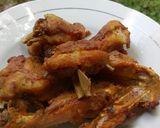 Foto langkah ke 5 dari resep Ayam Kampung Goreng Empuk.
