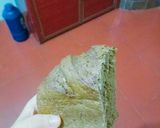 Hình bước làm 2 của món Bánh mì đen kẹp trứng