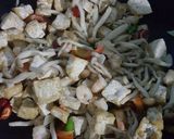 Foto langkah ke 3 dari resep Tumis Jamur Shimeji.