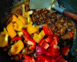 Foto langkah ke 12 dari resep Kwetiaw siram sapi ladahitam.
