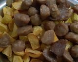 Foto langkah ke 4 dari resep Kentang goreng Balado.