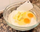Foto del paso 4 de la receta: Pastel con crema y manzanas asadas “sin gluten” (Cake with cream and roasted apples “gluten-free”)