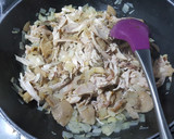 Foto del paso 5 de la receta: Aprovechando restos!!😋🍗🍚🍄