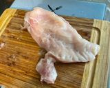 A picture of step 1 of Grilled Chicken with Celery.