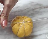 Une image de l'étape 2 de Petits pains citrouille 🎃.
