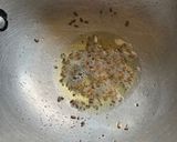 A picture of step 1 of Green tur and peas curry.