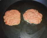 Foto del paso 2 de la receta: Hamburguesa con queso y huevo