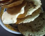 A picture of step 2 of Papad chat.