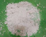 A picture of step 3 of Banana Steamed Rice Cake (Bánh bò chuối).