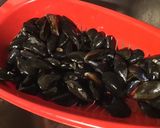 Une image de l'étape 3 de Moules de bouchot au gorgonzola et vin blanc.