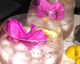 Foto del paso 2 de la receta: Gin Tonic Floral