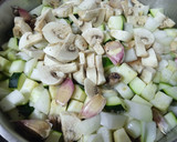 Foto del paso 4 de la receta: Conejo con verduras pochadas