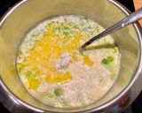 Une image de l'étape 2 de Banitsa à l’aillet avec pâte filo et Feta.