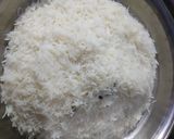 A picture of step 1 of Veg egg Fried rice.