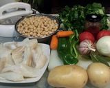 Foto del paso 1 de la receta: Garbanzos con acelgas y bacalao