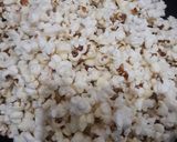 Foto langkah ke 3 dari resep Salted popcorn.