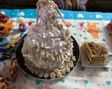 A picture of step 1 of Barbie Cake.
