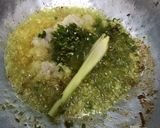 Gambar langkah 2 resipi Ayam Cili Api Hijau Simple.