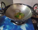 A picture of step 3 of Palak Khichdi.