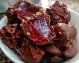 Foto del paso 3 de la receta: BOMBONES De🍓Gelatina🍋con Crocantino de Chocolate y Maní...!