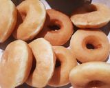 Foto langkah ke 16 dari resep Donat Empuk ala Kak Tasyi Athasyia.