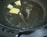 A picture of step 2 of Stir fry Giant Grouper Fish with Sugar Snap Peas 龍躉炒 荷蘭豆.