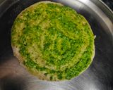 A picture of step 6 of Vada Pav Quesadilla.