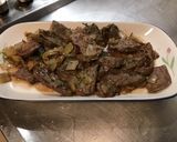 Une image de l'étape 11 de Bœuf sauté ail, oignon et herbes aromatiques du jardin.