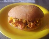 Foto del paso 3 de la receta: Sánguche de salchicha huachana