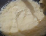 A picture of step 2 of Aloo ka halwa.