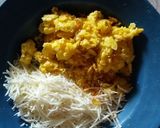 Foto langkah ke 3 dari resep Roti bakar isi scramble egg.
