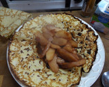 Foto del paso 3 de la receta: Crêpes crocantes con manzana caramelizada al vino tinto