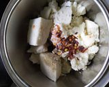 A picture of step 3 of Cheese Spread.