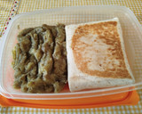 Foto del paso 6 de la receta: Piadina o tortillas mexicanas rellena de pollo y queso en sartén