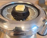 Une image de l'étape 2 de Béchamel au robot companion.