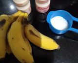 A picture of step 1 of Coffee Banana Walnut Smoothie.