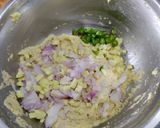 A picture of step 2 of Dal Vada Aloo Dum Chutney.