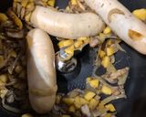 Une image de l'étape 2 de Boudins blancs champignons 🍄pommes et oignons à la crème au Cookeo infinity.