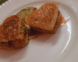 हार्टशेप्ड चीज़ी सैन्डविच (Heart Shaped cheesy sandwich recipe in hindi) रेसिपी चरण 5 फोटो