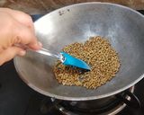 A picture of step 2 of Samber Powder / Masala.