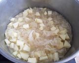 Foto langkah ke 2 dari resep Sauerkraut mash/ zuurkoolstamppot 🇳🇱.