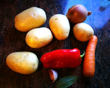 Foto del paso 1 de la receta: Guiso de patata con costillas de cerdo y picada 🐽 🥔