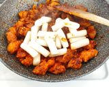 Foto langkah ke 4 dari resep Homemade Cheese Buldak (Ayam Keju Pedas).