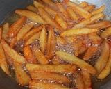 A picture of step 4 of Honey Chilli Potato.