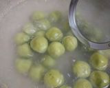 Foto langkah ke 7 dari resep Klepon Pandan Asli.