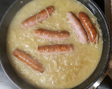Foto del paso 4 de la receta: Salchichas al Vino con Patatas Pegotòn