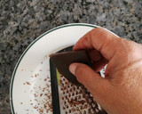 Foto del paso 4 de la receta: Merluza en salsa de tomate y chocolate